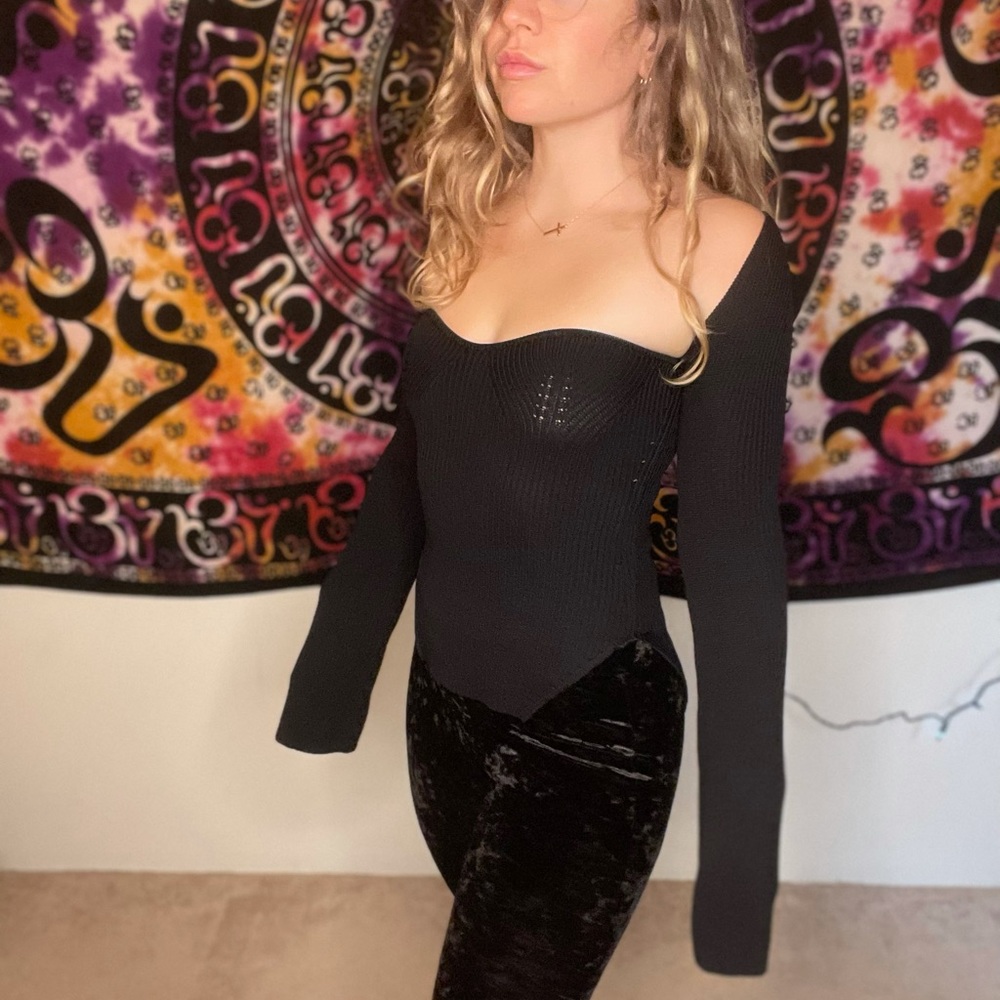 SOLD! Do not buy. Sold this on Depop.